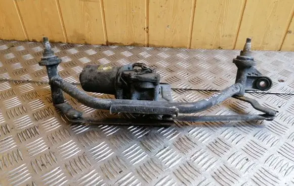 Renault Espace III Front wiper linkage and motor MFD3818