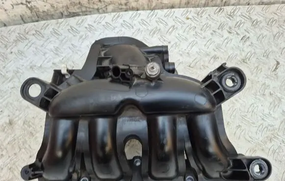 Mini One - Cooper Coupe R56 Intake manifold 7570041 V757004180