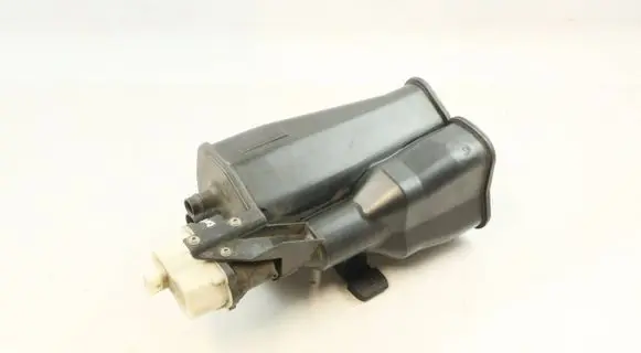 BMW 3 E90 E91 Active carbon filter fuel vapour canister 6765741 17204258