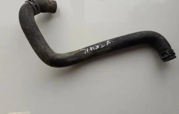 Nissan X-Trail T30 Engine coolant pipe/hose 06711tns