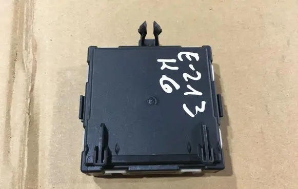 Mercedes-Benz E W213 Door control unit/module A2139004709
