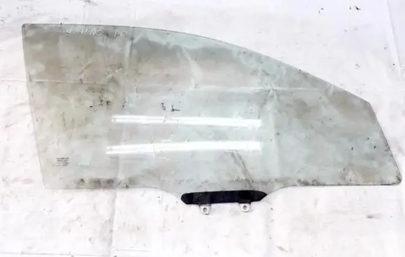 Honda Civic Front door window glass four-door