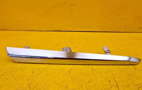 Toyota Yaris Front bumper splitter molding 531230D370