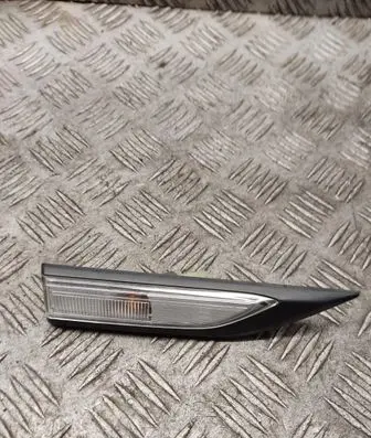 Volkswagen Transporter - Caravelle T6 Front fender indicator light 7e0949102