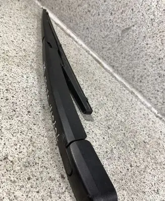 Toyota Corolla Verso E121 Rear wiper blade arm 0621N1