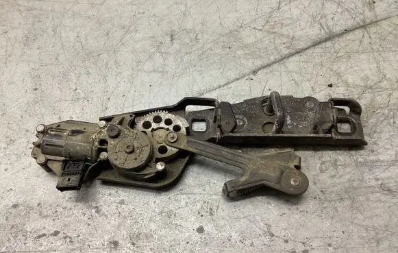 Land Rover Range Rover Sport L320 Loading door lock 115B270407