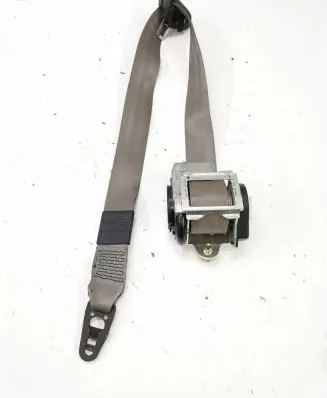 Audi A4 S4 B7 8E 8H Front seatbelt 8E0857705F 27012012 601917100D