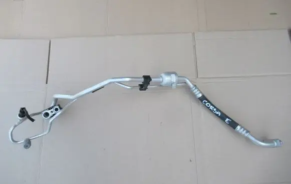 Opel Corsa E Air conditioning (A/C) pipe/hose 564681334