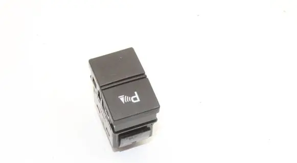 Honda Jazz IV GR Parking (PDC) sensor switch M64747