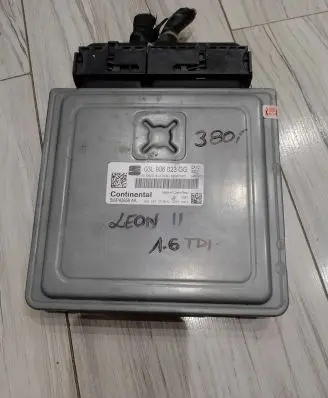 Seat Leon (1P) Engine control unit/module ECU 03L906023GG