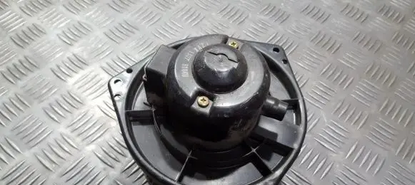 Nissan Sunny Heater fan/blower 61640