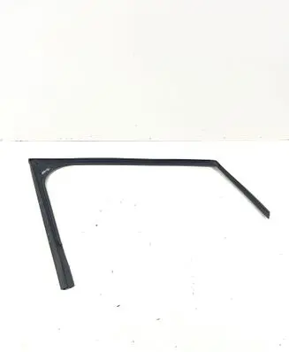 Peugeot 3008 I Rubber seal front coupe door window 9682925780