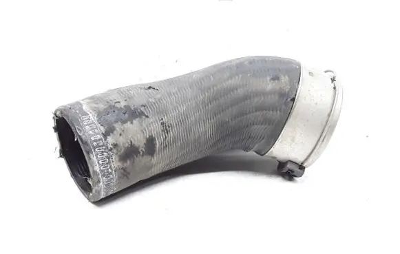 Volvo V60 Intercooler hose/pipe 31657738