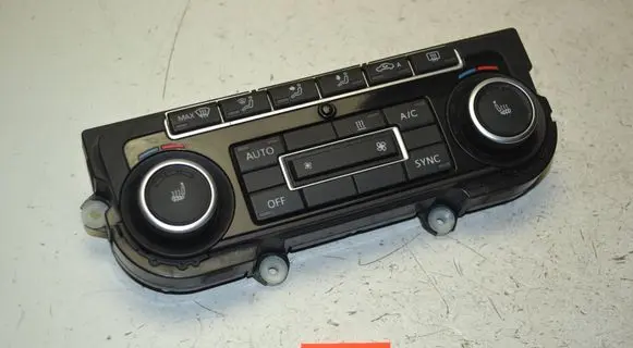 Volkswagen Golf VI Climate control unit 5K0907044GM 5HB00974693