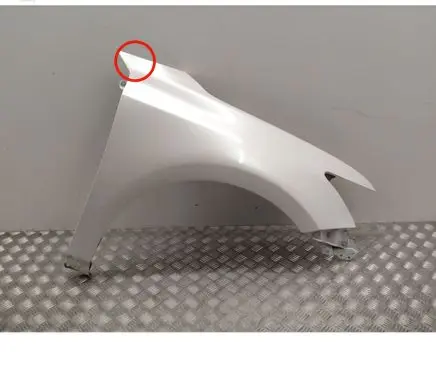 Lexus CT 200H Fender 