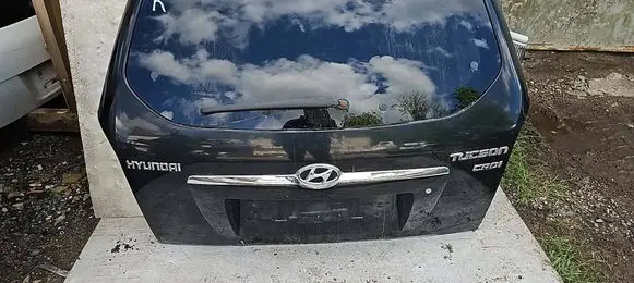 Hyundai Tucson JM Tailgate/trunk/boot lid 