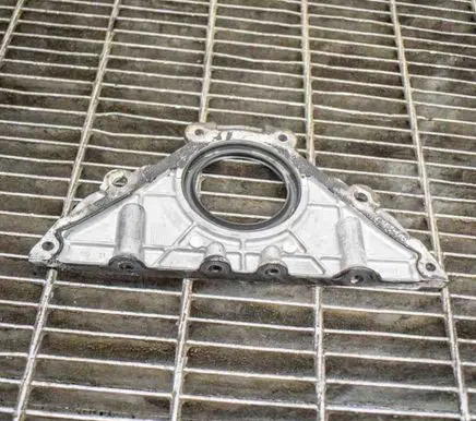 Mercedes-Benz E W212 Timing chain cover A6510110108