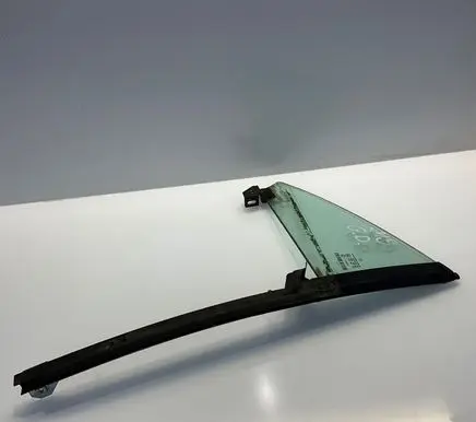 Mercedes-Benz CLS C219 Rear vent window glass A2197301055 2197301055