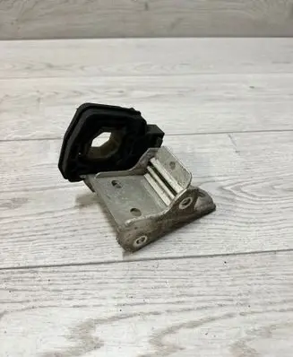 BMW 7 F01 F02 F03 F04 Radiator mount bracket 7186514 7207152 7211162