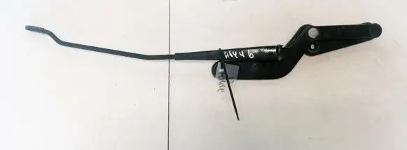 Peugeot 206 Front wiper blade arm