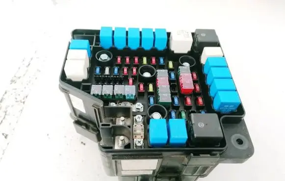 Hyundai Santa Fe Fuse box set