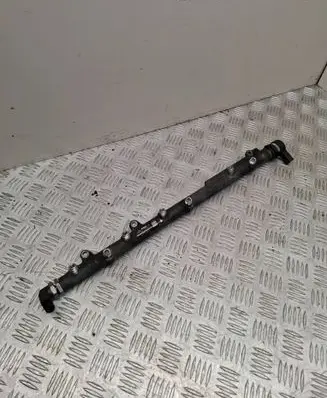 Fuel main line pipe