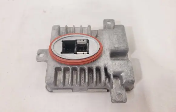 BMW X1 E84 Headlight ballast module Xenon 7237647