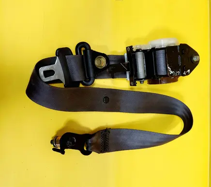 Subaru Legacy Front seatbelt TK523ES074