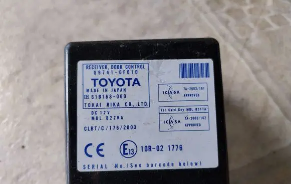 Toyota Corolla Verso AR10 Door control unit/module 897410F010