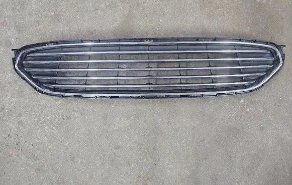 Ford S-MAX Front bumper upper radiator grill EM2B8A133AB EM2B8200E EM2B8200EG