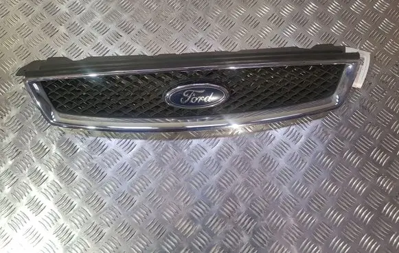 Ford Focus Front bumper upper radiator grill 4M518C435BC 4M518200AK
