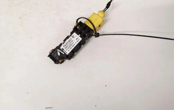 Volkswagen Golf V Airbag deployment crash/impact sensor 8d0959643e