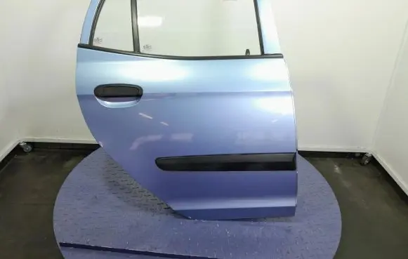 KIA Picanto Rear door