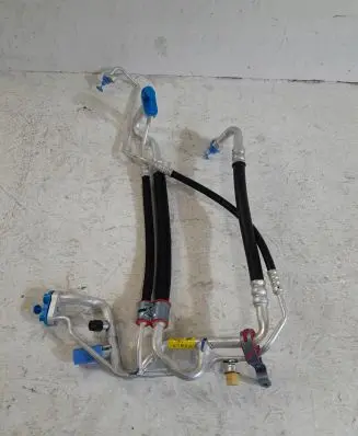 Tesla Model 3 Air conditioning (A/C) pipe/hose 109215700F