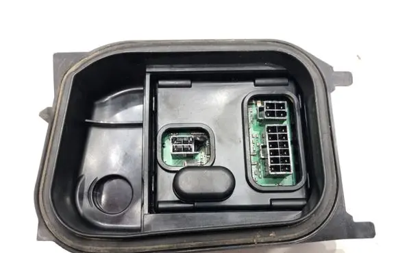 Volkswagen PASSAT B6 Other control units/modules 89390030