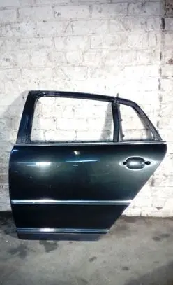 Volkswagen Phaeton Rear door