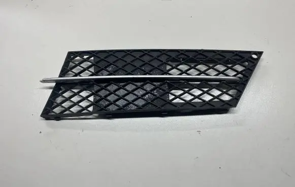 BMW 5 E60 E61 Front bumper lower grill 7178097
