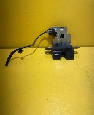 Tailgate/trunk/boot lock/catch/latch