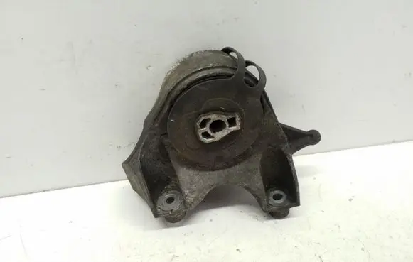 Chevrolet Captiva Engine mount bracket X00762A