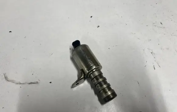 Ford Mustang VI Camshaft vanos timing valve CJ5E6B297AB