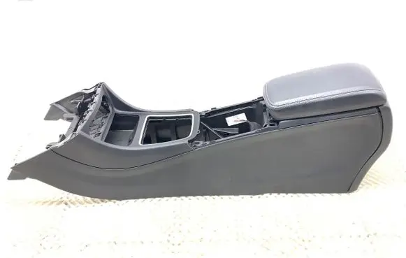 Mercedes-Benz A W176 Center console A1765405905