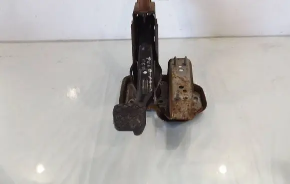 Volkswagen Polo IV 9N3 Brake pedal 6Q1721058BA