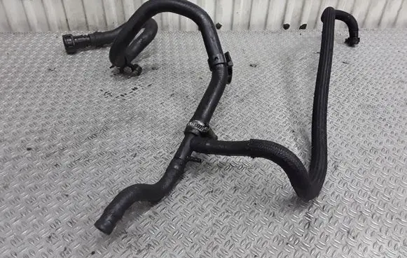 BMW 5 E60 E61 Engine coolant pipe/hose