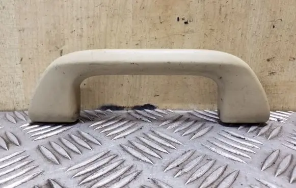 Honda CR-V Front interior roof grab handle