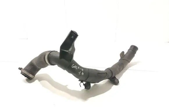Volkswagen Golf VI Intercooler hose/pipe 1KQ145832