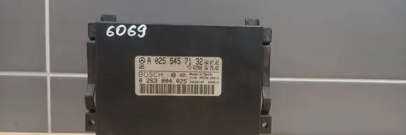 Mercedes-Benz E W211 Parking PDC control unit/module A0255457132 39E00185 0263004025