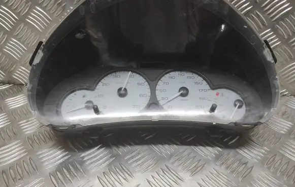 Citroen Berlingo Speedometer (instrument cluster) 9662745380 555000301203