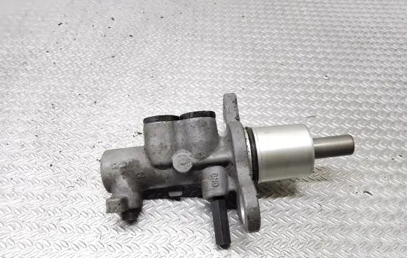 Audi A6 S6 C5 4B Master brake cylinder