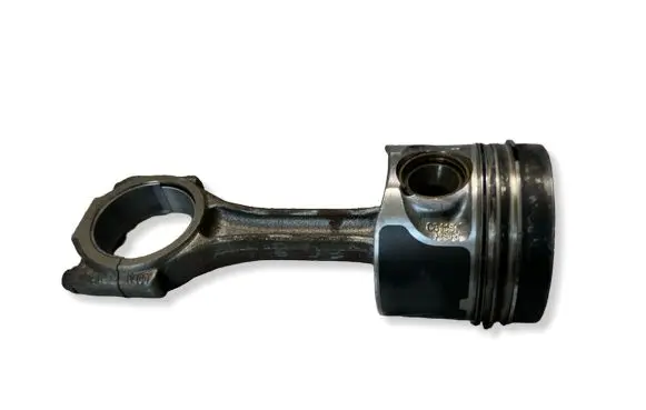 Volkswagen Golf VI Piston with connecting rod 