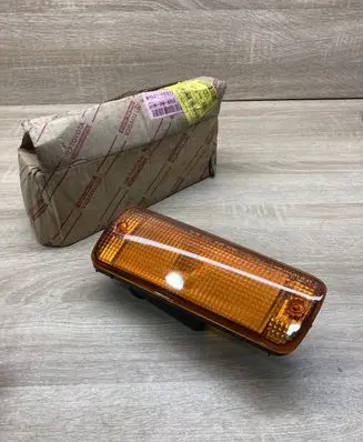 Toyota Land Cruiser (FJ80) Front indicator light 8152160272 LEFTSIDE